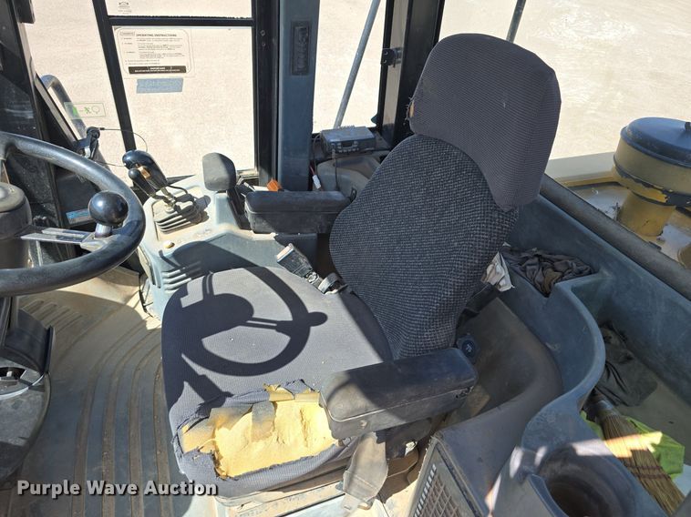 image for item EG9861 2003 Caterpillar 950G Series II wheel loader