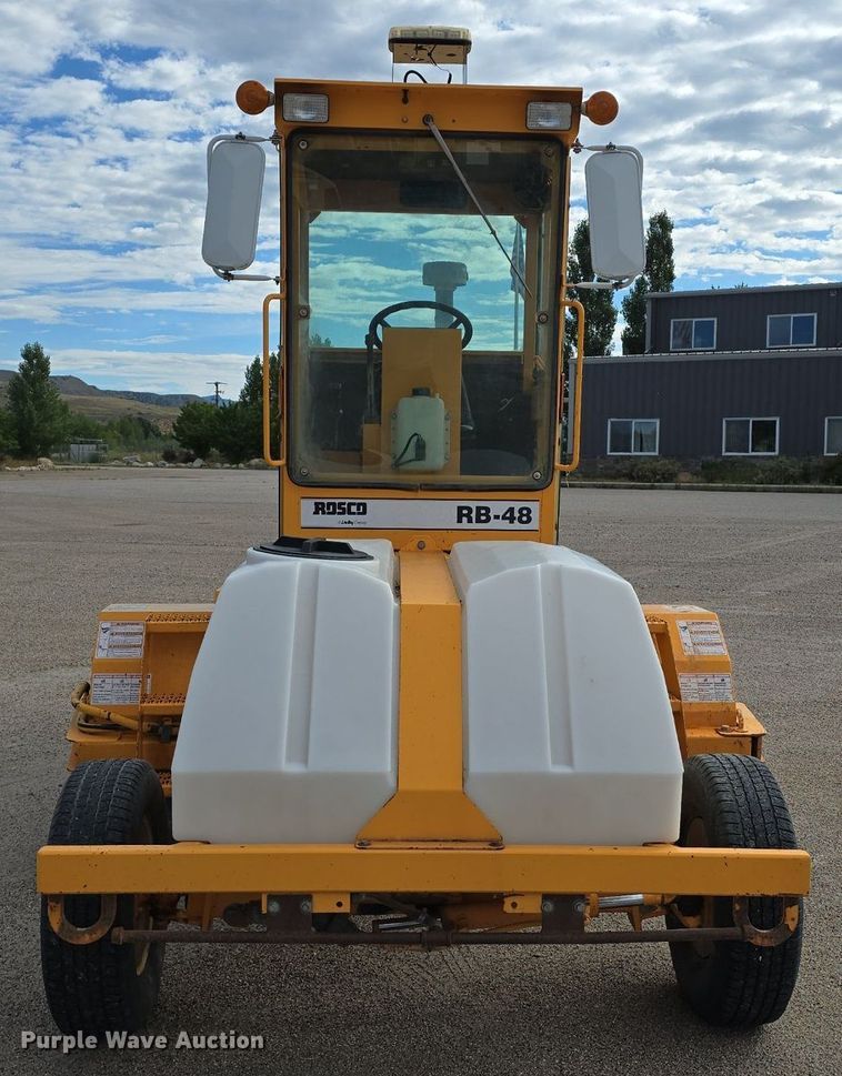 image for item EG9862 2005 Rosco RB-48 broom