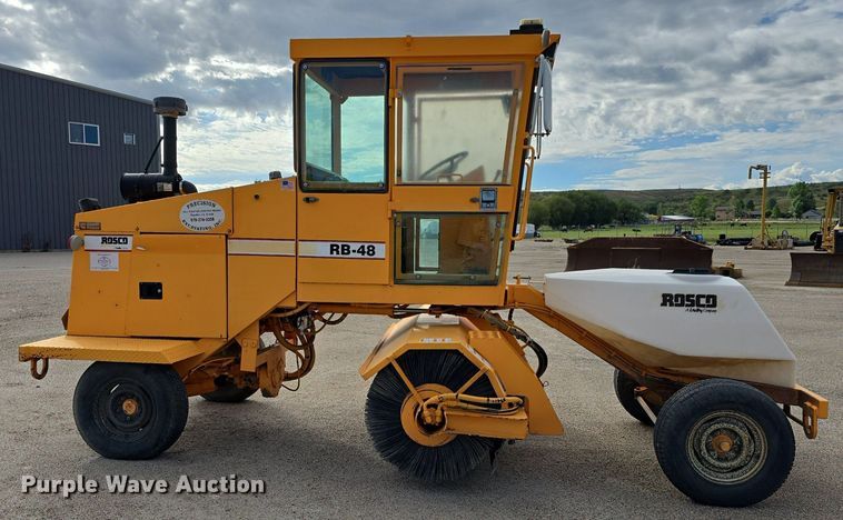 image for item EG9862 2005 Rosco RB-48 broom