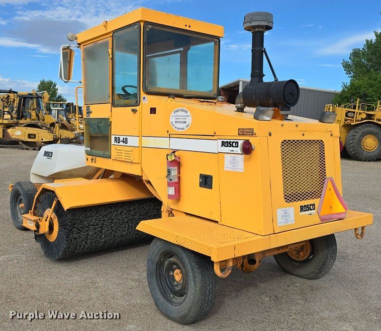 image for item EG9862 2005 Rosco RB-48 broom