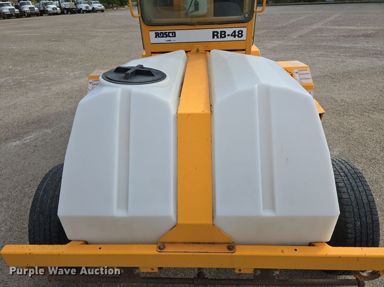 image for item EG9862 2005 Rosco RB-48 broom