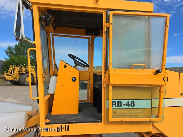 image for item EG9862 2005 Rosco RB-48 broom