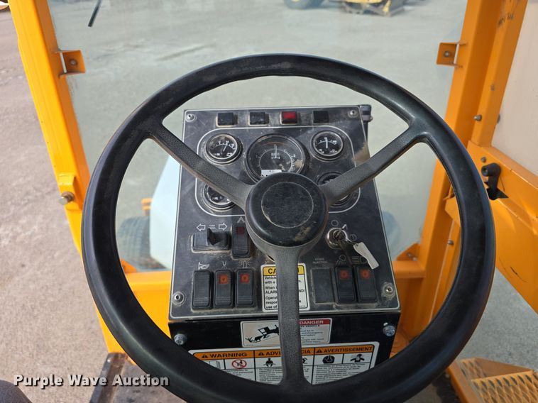 image for item EG9862 2005 Rosco RB-48 broom