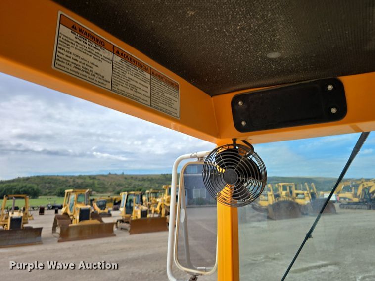 image for item EG9862 2005 Rosco RB-48 broom