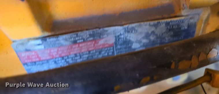 image for item EG9862 2005 Rosco RB-48 broom