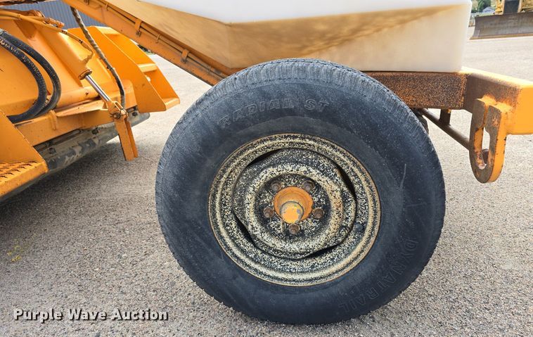 image for item EG9862 2005 Rosco RB-48 broom