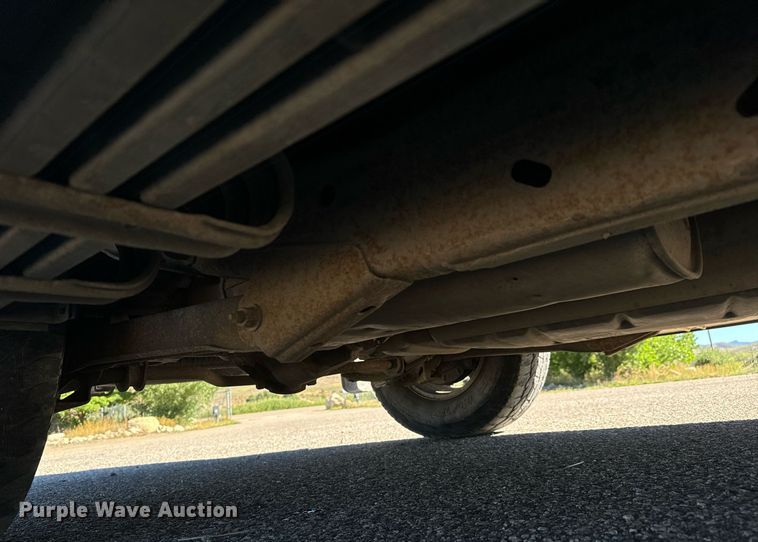 image for item EG9865 2003 Chevrolet Suburban  SUV