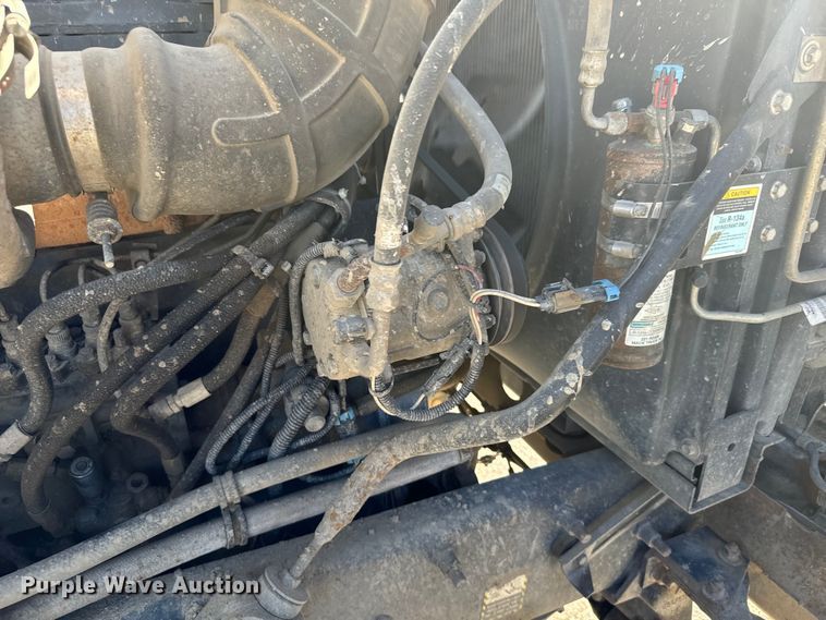 image for item EG9868 1996 Mack CH613 dump truck