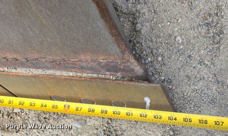 image for item EG9875 1995 Caterpillar D4C XL dozer