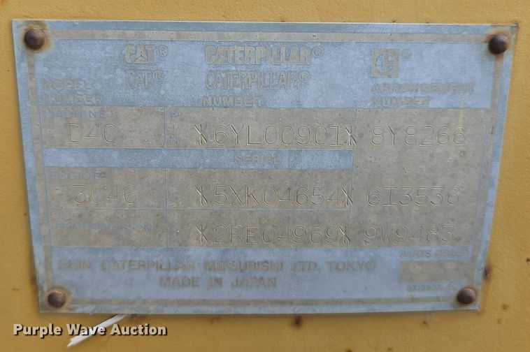 image for item EG9875 1995 Caterpillar D4C XL dozer