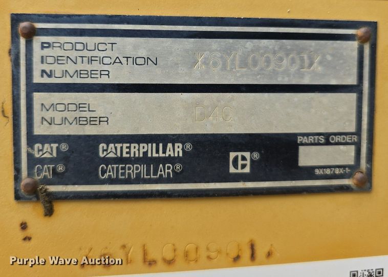 image for item EG9875 1995 Caterpillar D4C XL dozer