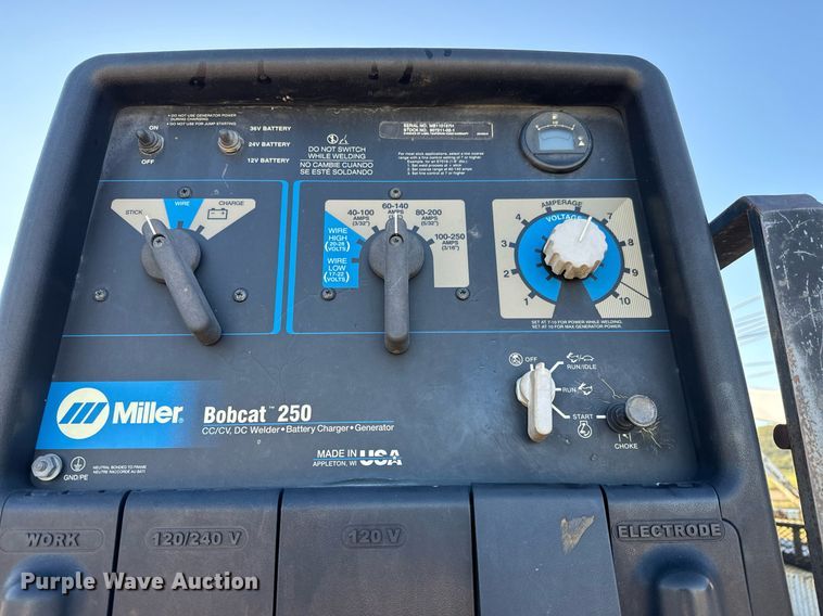 image for item LW9787 1980 International 1854 utility / service truck