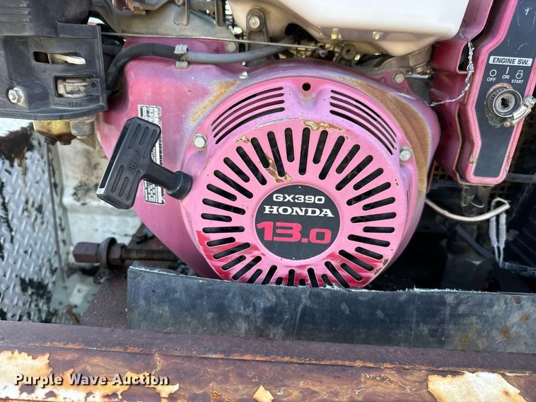 image for item LW9787 1980 International 1854 utility / service truck