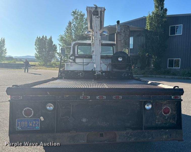 image for item LW9788 1977 Ford 7000 crane truck