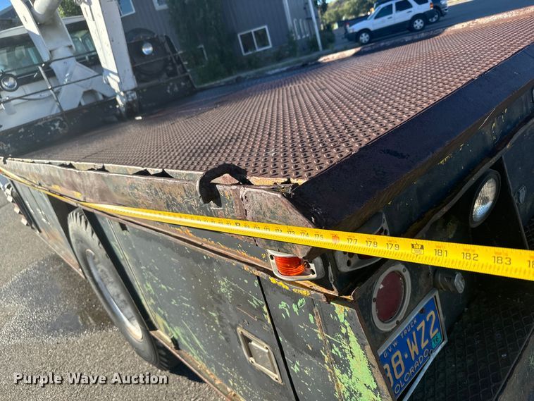 image for item LW9788 1977 Ford 7000 crane truck