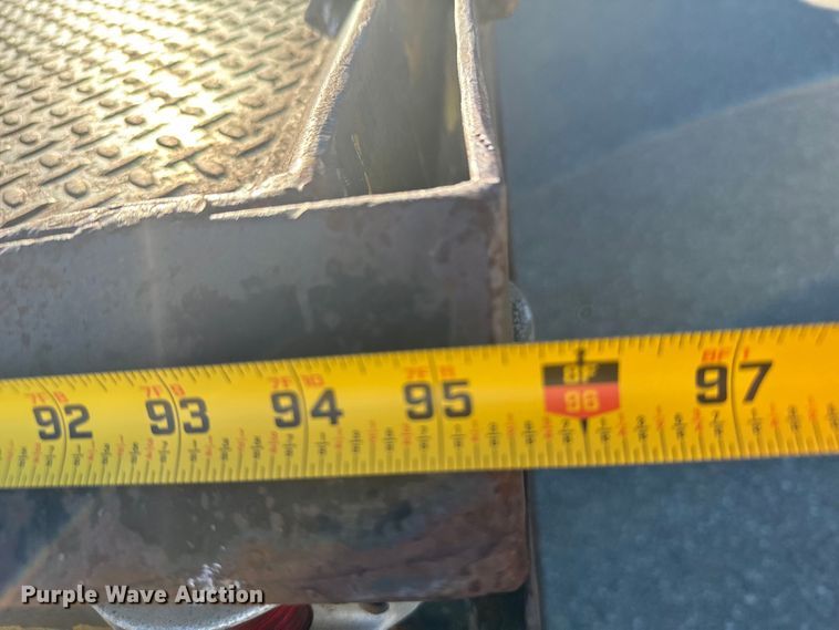 image for item LW9788 1977 Ford 7000 crane truck