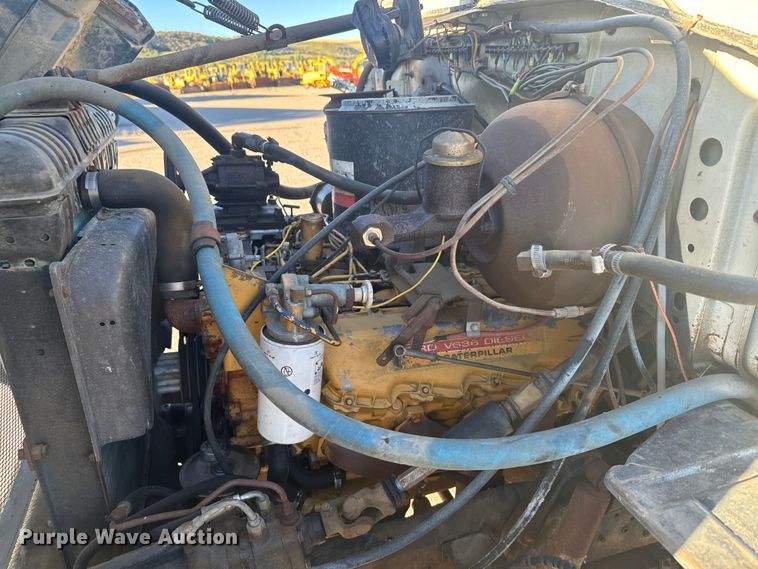 image for item LW9788 1977 Ford 7000 crane truck