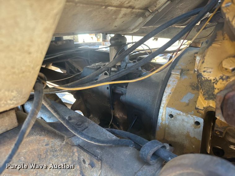 image for item LW9788 1977 Ford 7000 crane truck