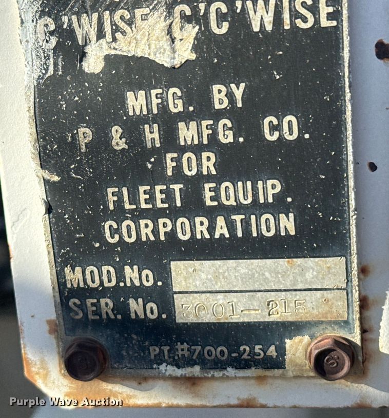 image for item LW9788 1977 Ford 7000 crane truck