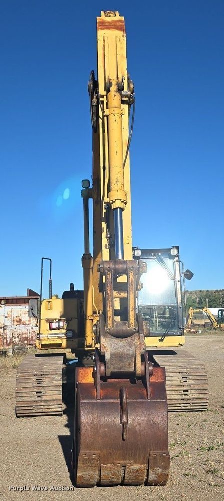 image for item LW9790 1996 Caterpillar 325B L excavator