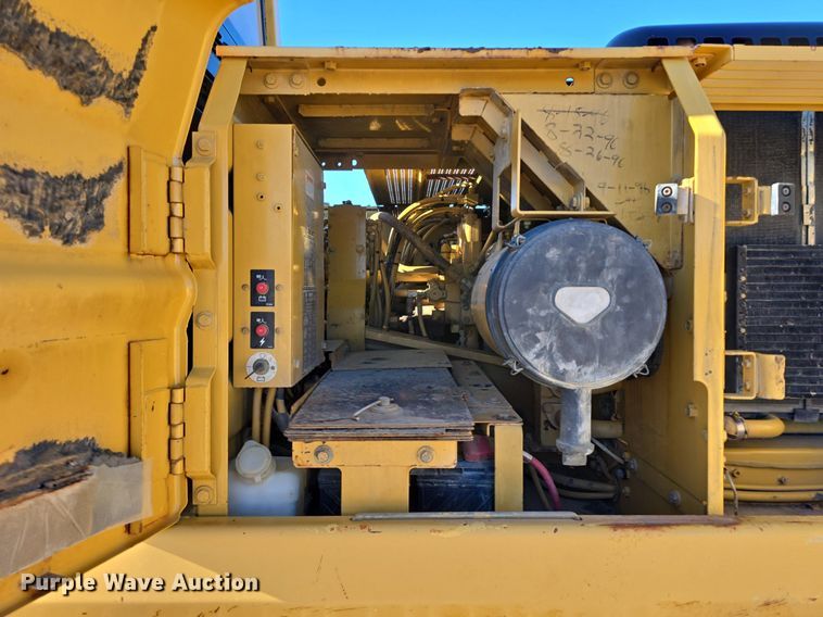 image for item LW9790 1996 Caterpillar 325B L excavator