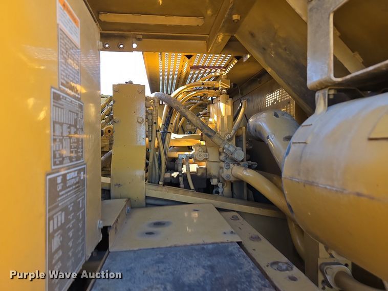 image for item LW9790 1996 Caterpillar 325B L excavator