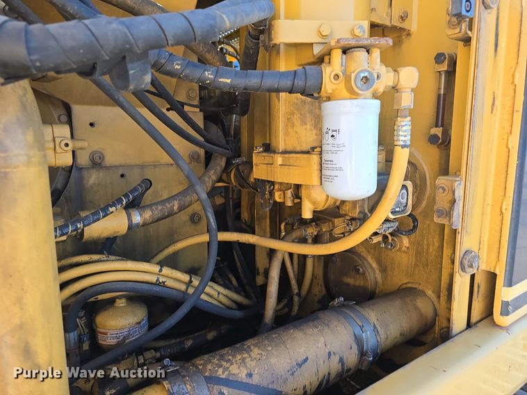 image for item LW9790 1996 Caterpillar 325B L excavator