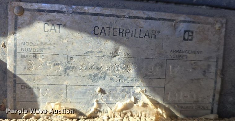 image for item LW9790 1996 Caterpillar 325B L excavator