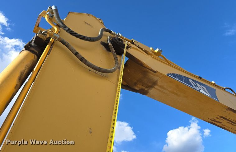 image for item LW9794 1997 Caterpillar  325B L excavator