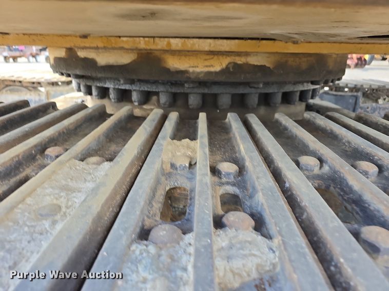 image for item LW9794 1997 Caterpillar  325B L excavator