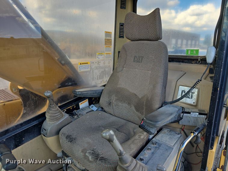 image for item LW9794 1997 Caterpillar  325B L excavator