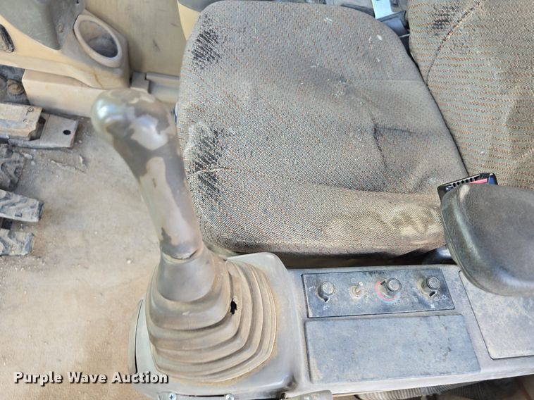 image for item LW9794 1997 Caterpillar  325B L excavator