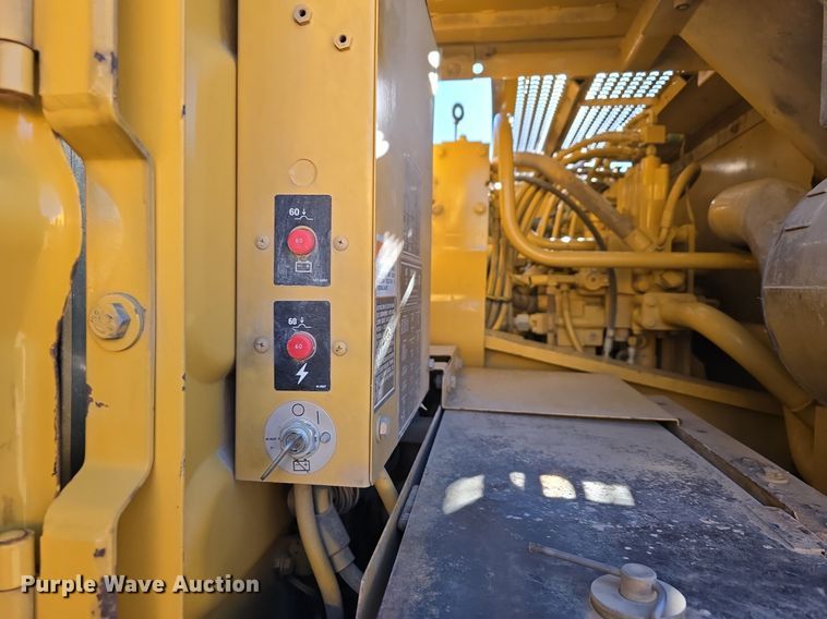 image for item LW9794 1997 Caterpillar  325B L excavator