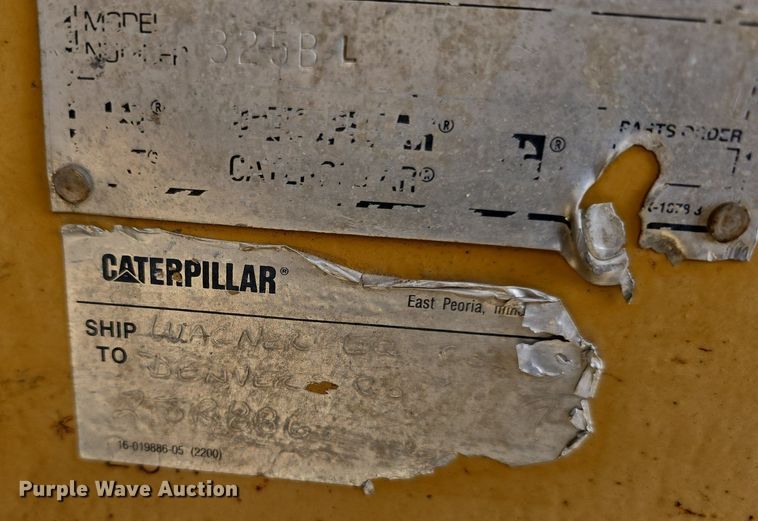image for item LW9794 1997 Caterpillar  325B L excavator
