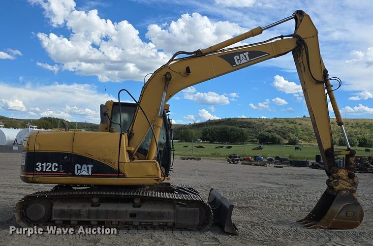 image for item LW9795 2002 Caterpillar  312C L excavator