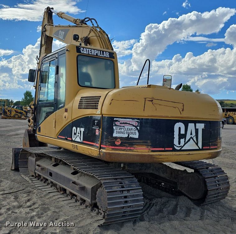 image for item LW9795 2002 Caterpillar  312C L excavator