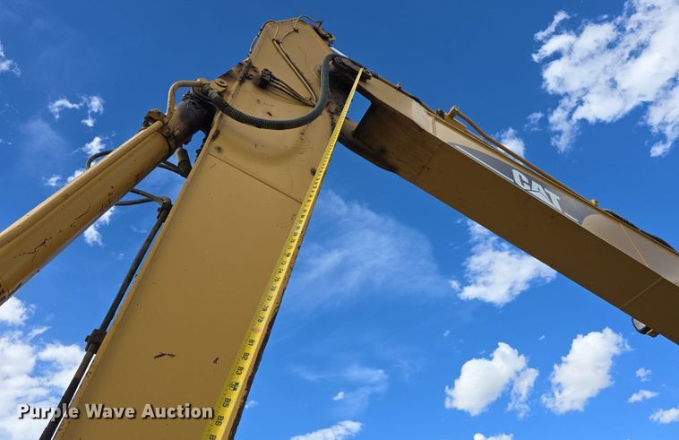 image for item LW9795 2002 Caterpillar  312C L excavator