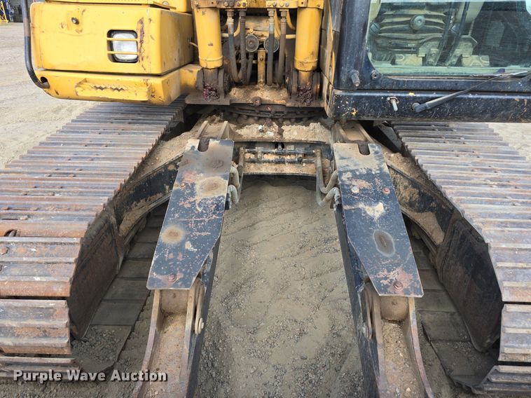 image for item LW9795 2002 Caterpillar  312C L excavator