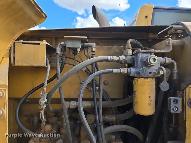 image for item LW9795 2002 Caterpillar  312C L excavator