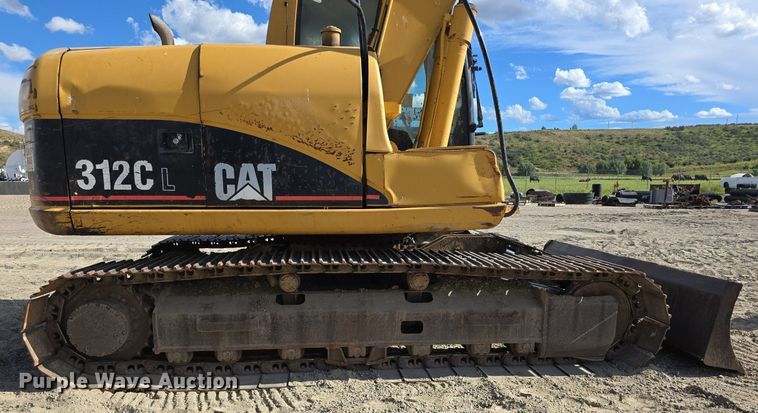 image for item LW9795 2002 Caterpillar  312C L excavator