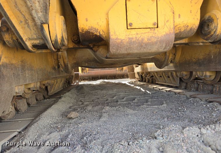 image for item LW9797 1992 Caterpillar  D7H dozer
