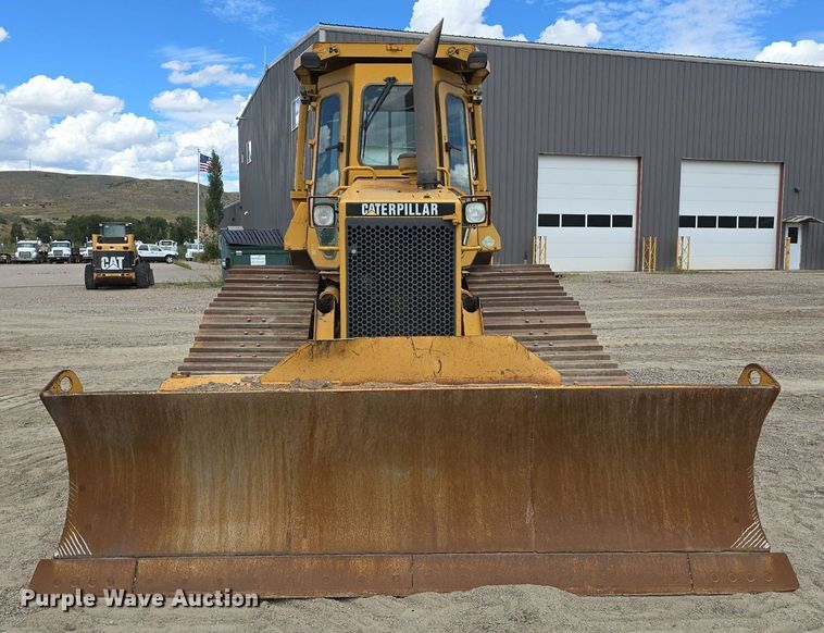 image for item LW9798 1993 Caterpillar  D4H LGP Series III dozer