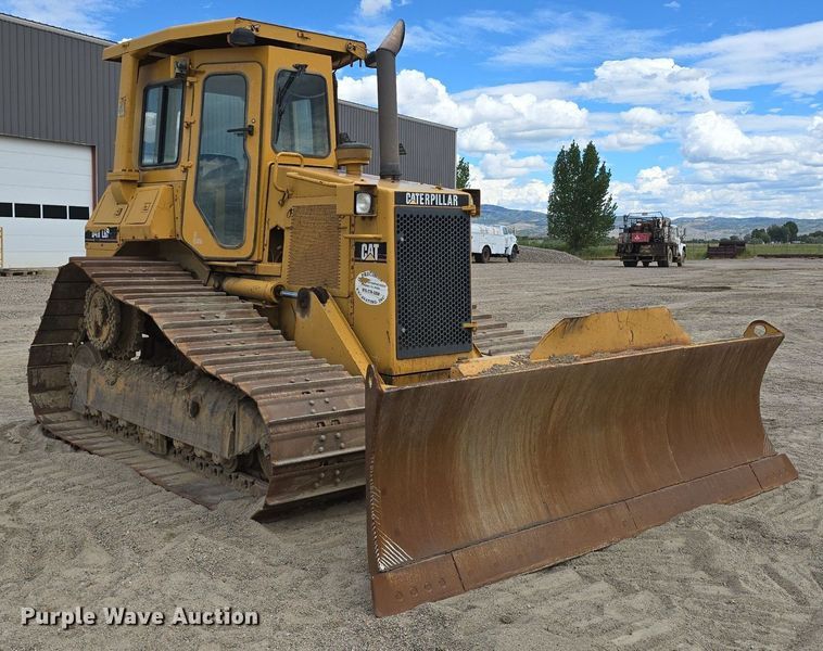 image for item LW9798 1993 Caterpillar  D4H LGP Series III dozer