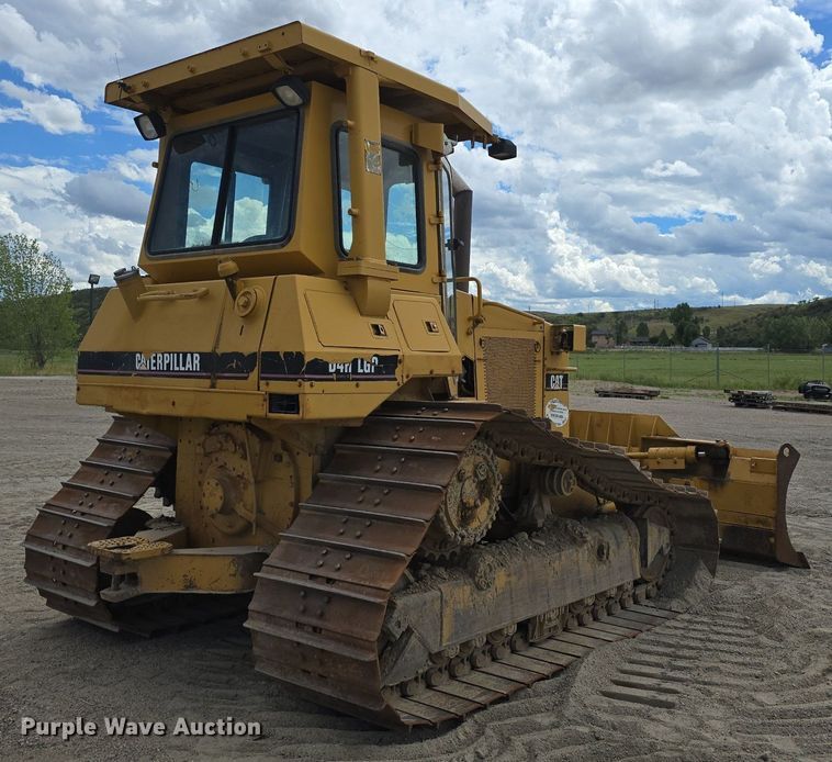 image for item LW9798 1993 Caterpillar  D4H LGP Series III dozer