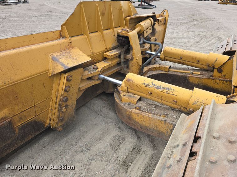 image for item LW9798 1993 Caterpillar  D4H LGP Series III dozer