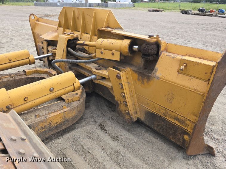 image for item LW9798 1993 Caterpillar  D4H LGP Series III dozer