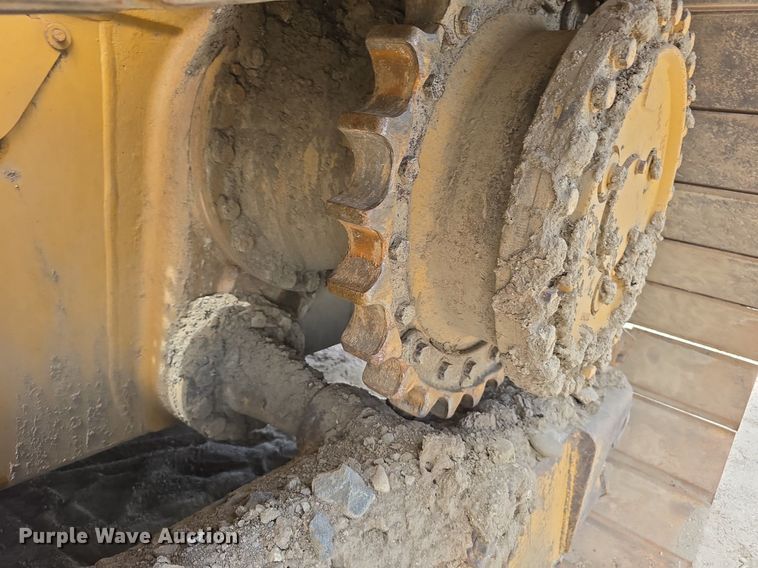 image for item LW9798 1993 Caterpillar  D4H LGP Series III dozer