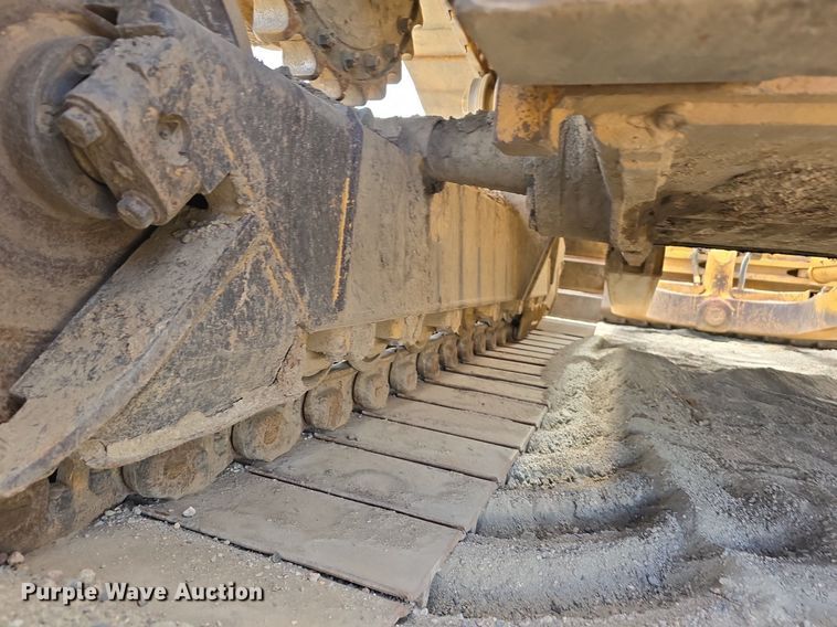 image for item LW9798 1993 Caterpillar  D4H LGP Series III dozer