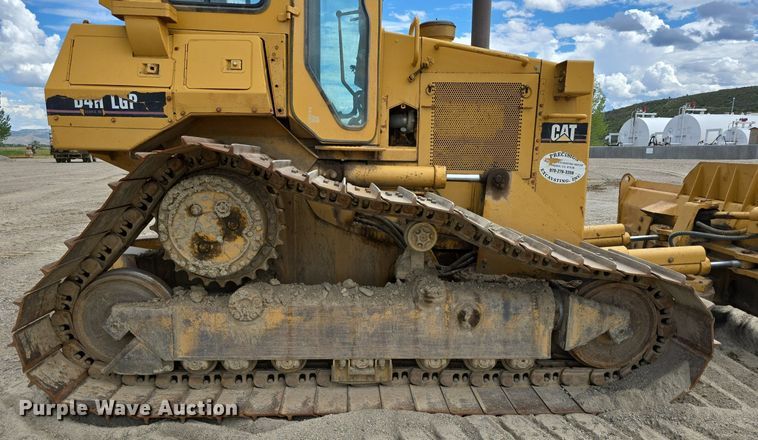 image for item LW9798 1993 Caterpillar  D4H LGP Series III dozer