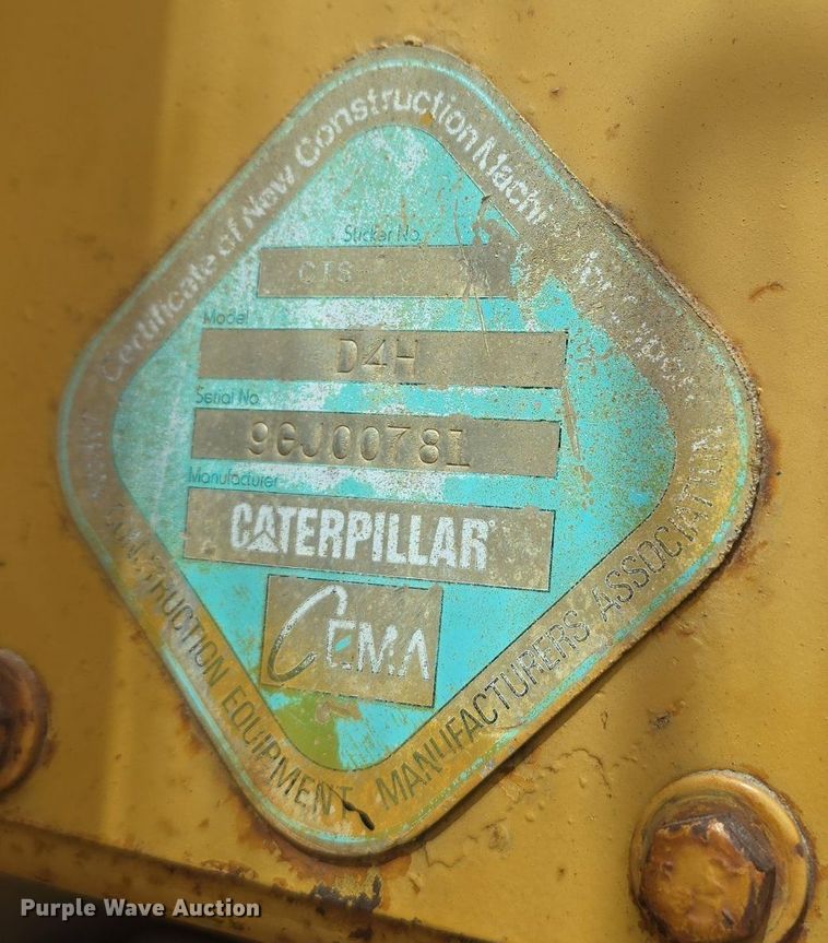 image for item LW9798 1993 Caterpillar  D4H LGP Series III dozer